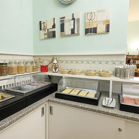 Guest house Gaestehaus Deutscher Orden 4*