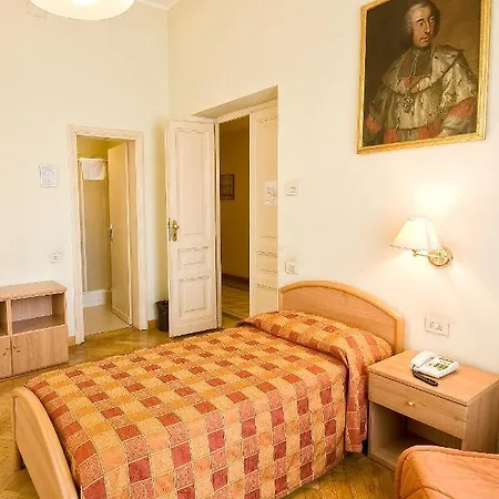 Gaestehaus Deutscher Orden 4* ローマ